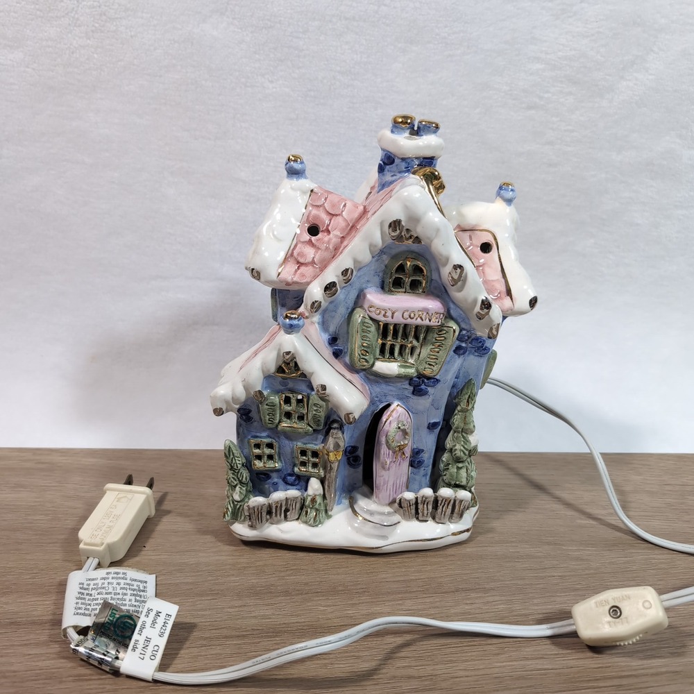 Vintage Cozy Corner Blue Pink Ceramic Lighted‎ Cottage Christmas House 50s-70s